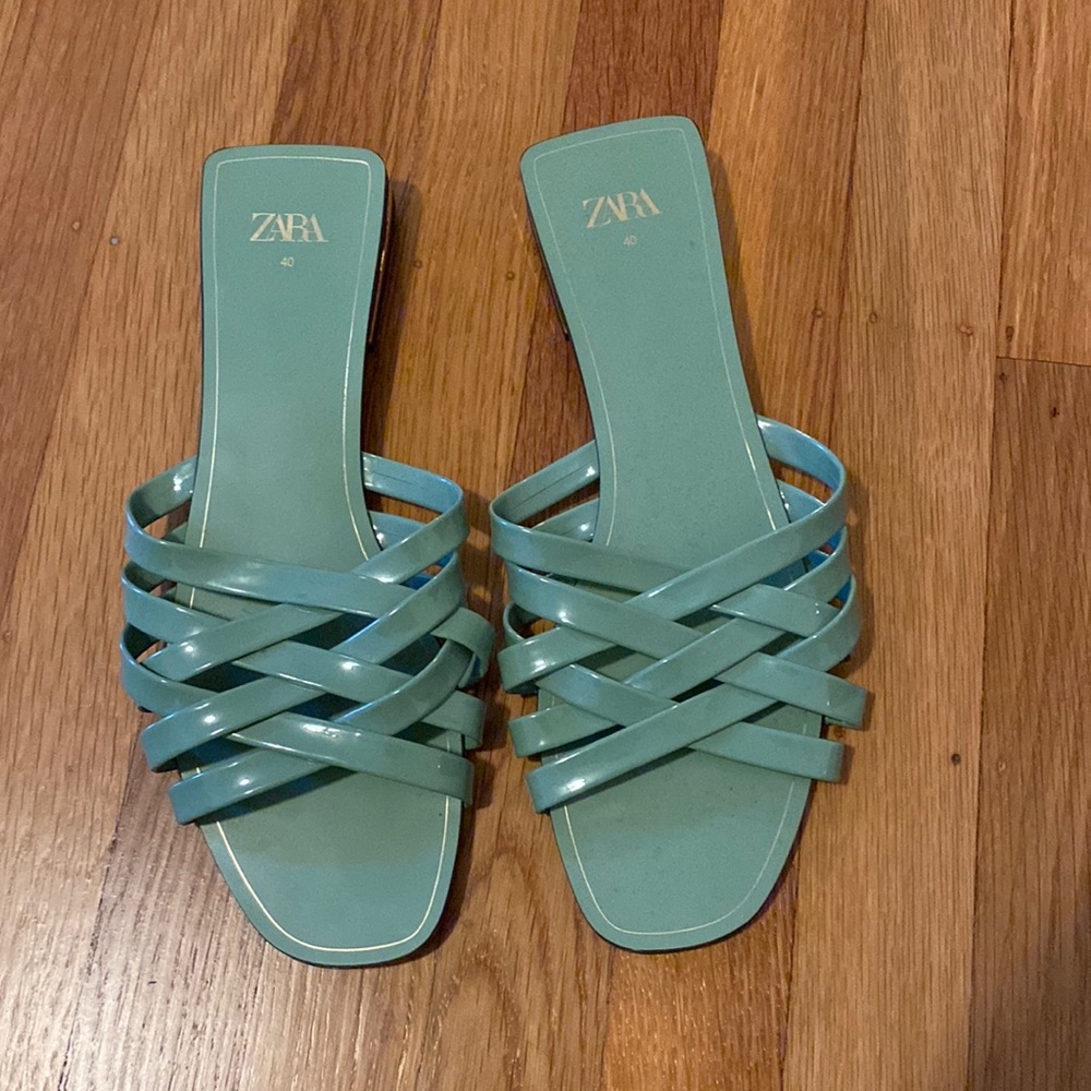 Zara green retro sandals